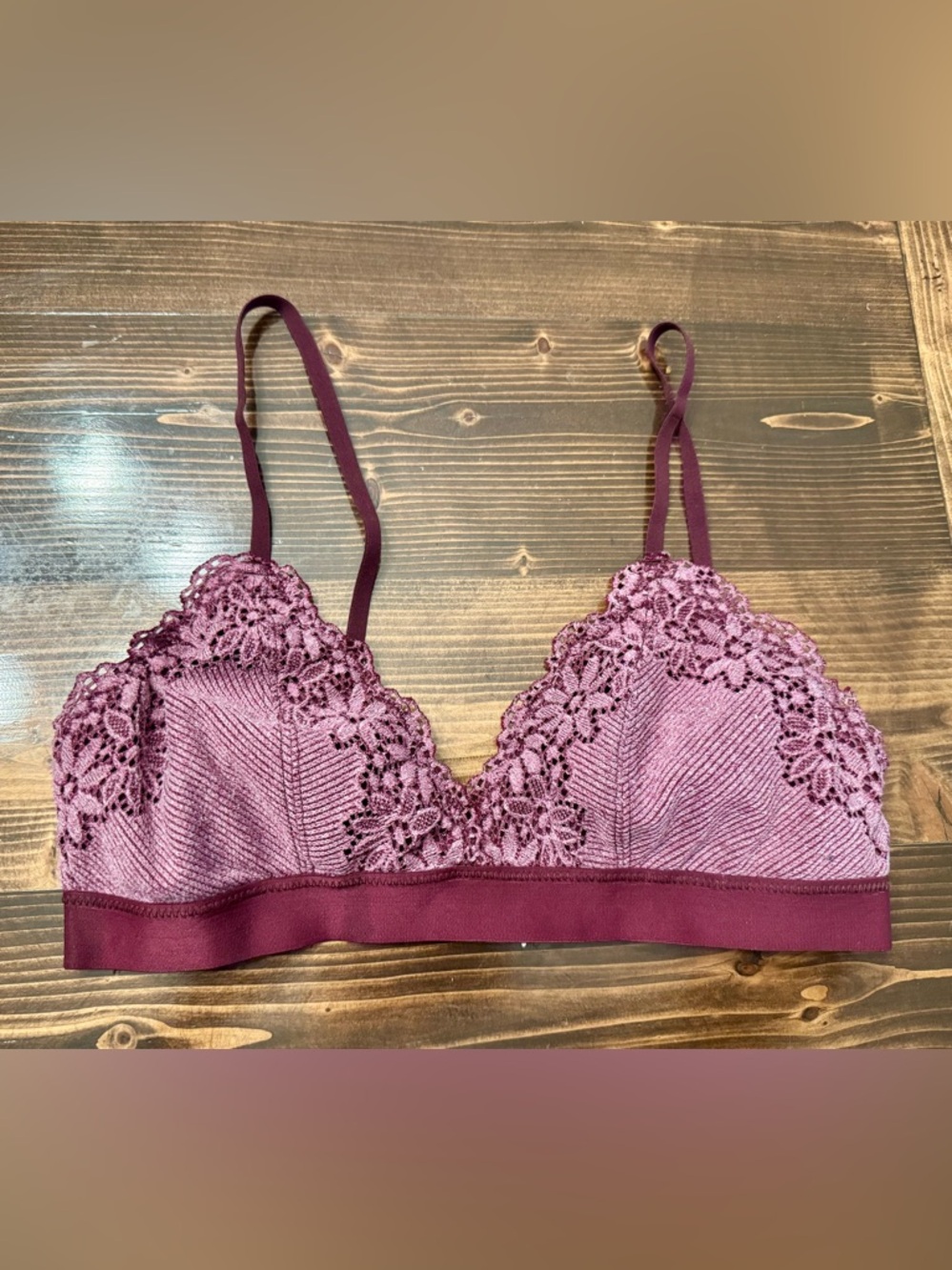 Aerie Lightly Padded Lace-Trim Bralette in Plum Size S